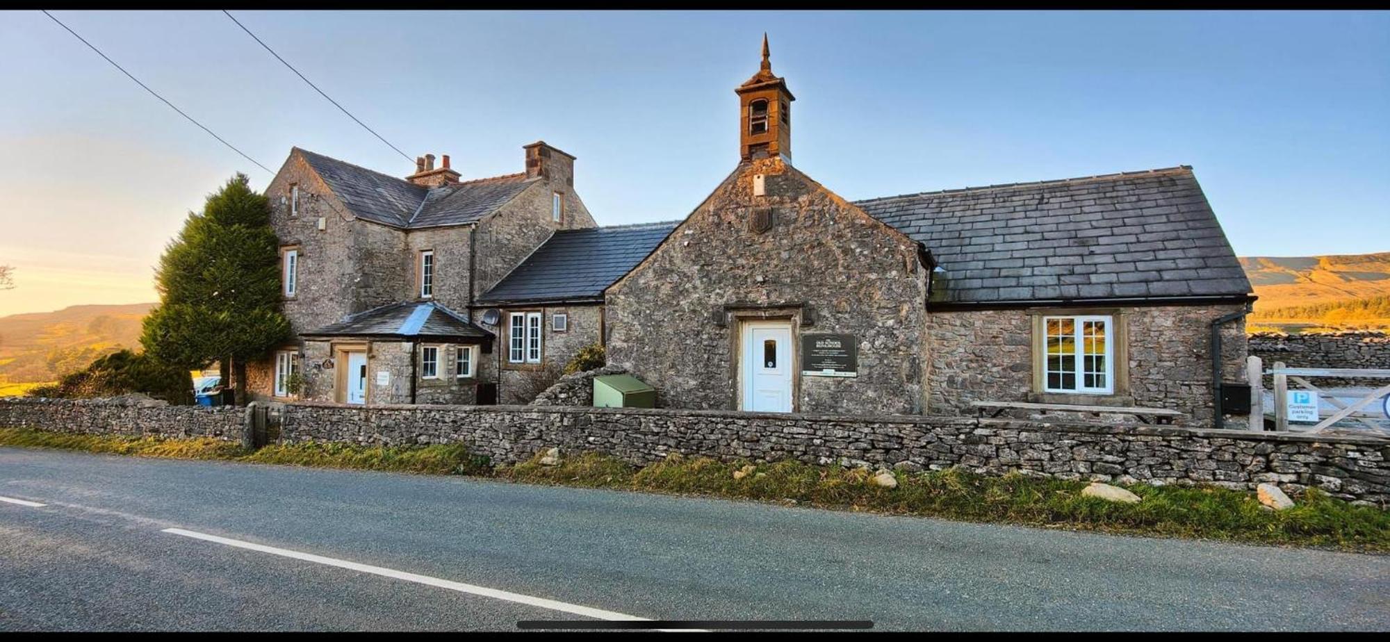 Old School House - Yorkshire Three Peaks Challenge Weathercote Exterior foto